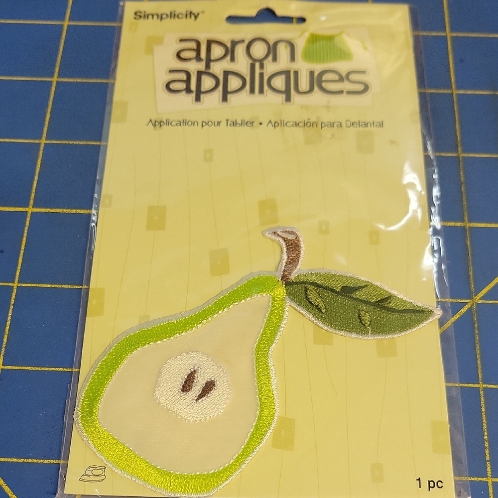 Simplicity Pear Apron 3" Iron On Patch Applique New
